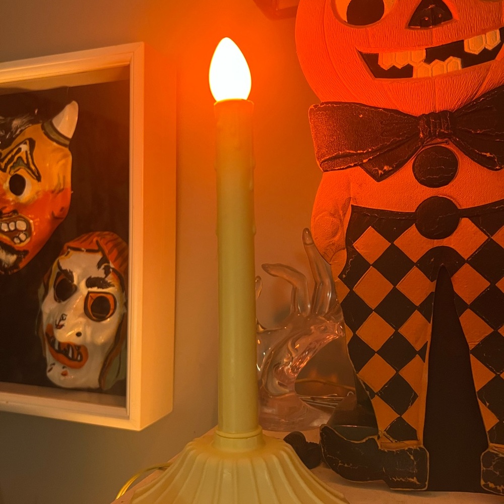 Vintage Halloween Noma plug in candle